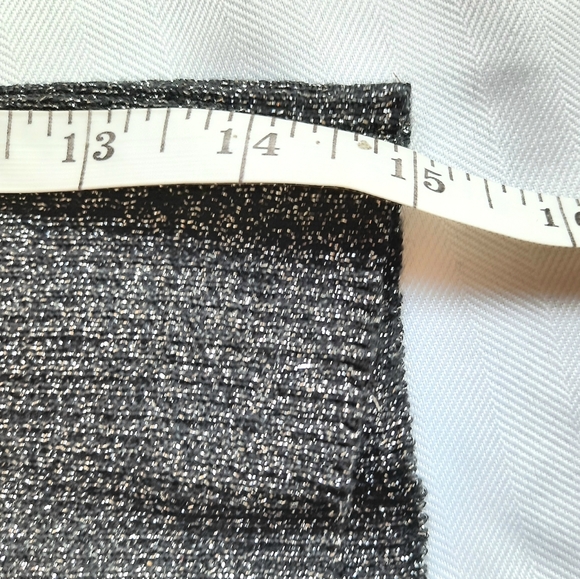 Large Lauren Michelle Grey Beaded Sleeveless elegant Sweater Top - Picture 17 of 17